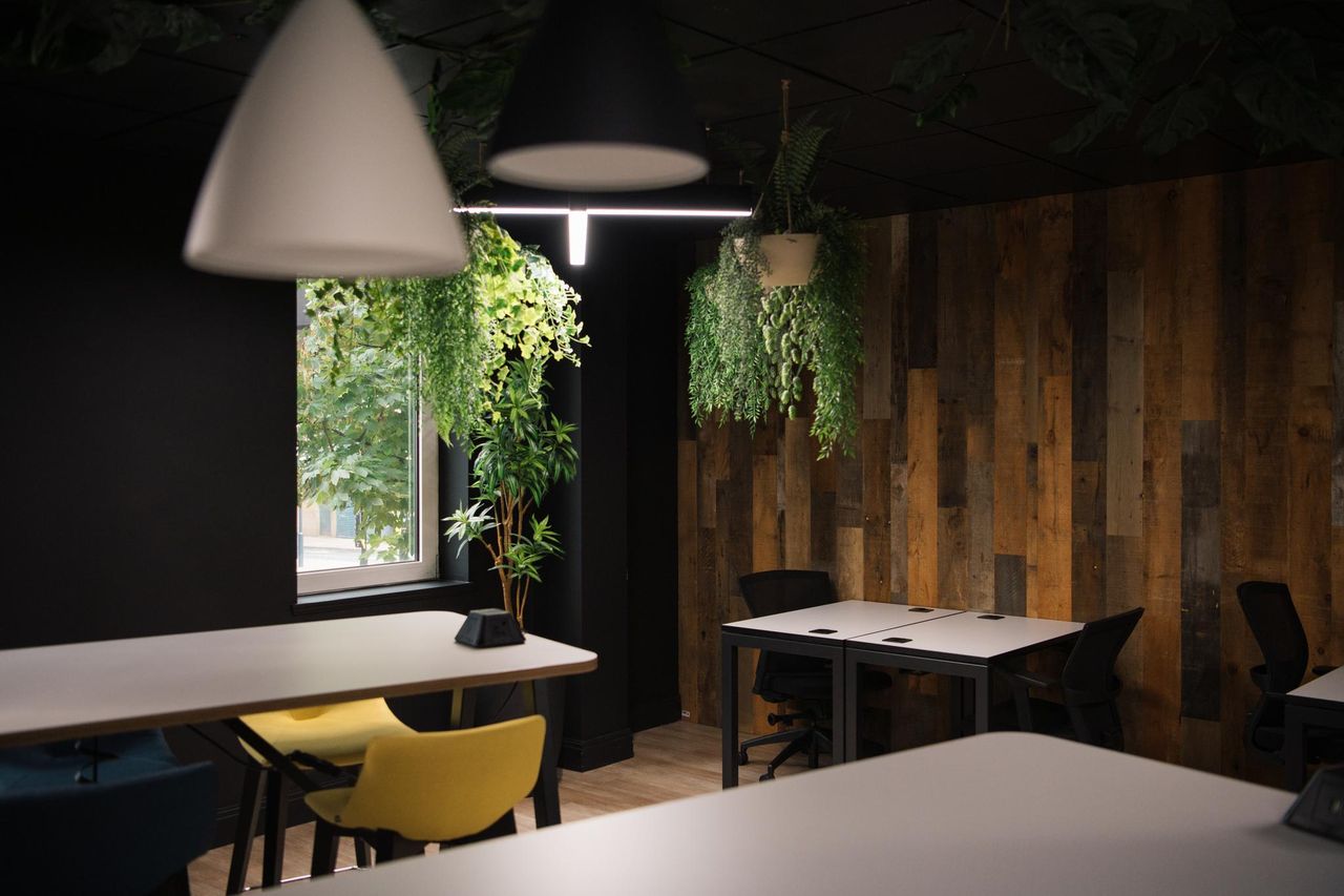 Leeds  Coworking spaces One Embankment Hot Desk image 3