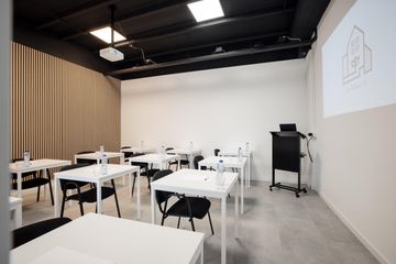 Amsterdam Client Meeting Trainingsruimtes Les lokaal 3 image 0