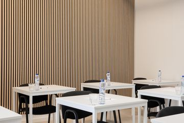 Amsterdam Client Meeting Trainingsruimtes Les lokaal 3 image 2