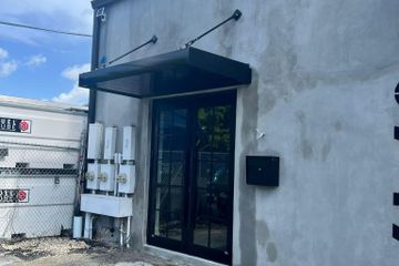 Rest of the World  Workspace Industrial, Modern & Comfy Office Space in The Falls, FL image 12