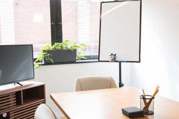 Sheffield Mobile Working Meeting rooms Hathersage Suite image 3