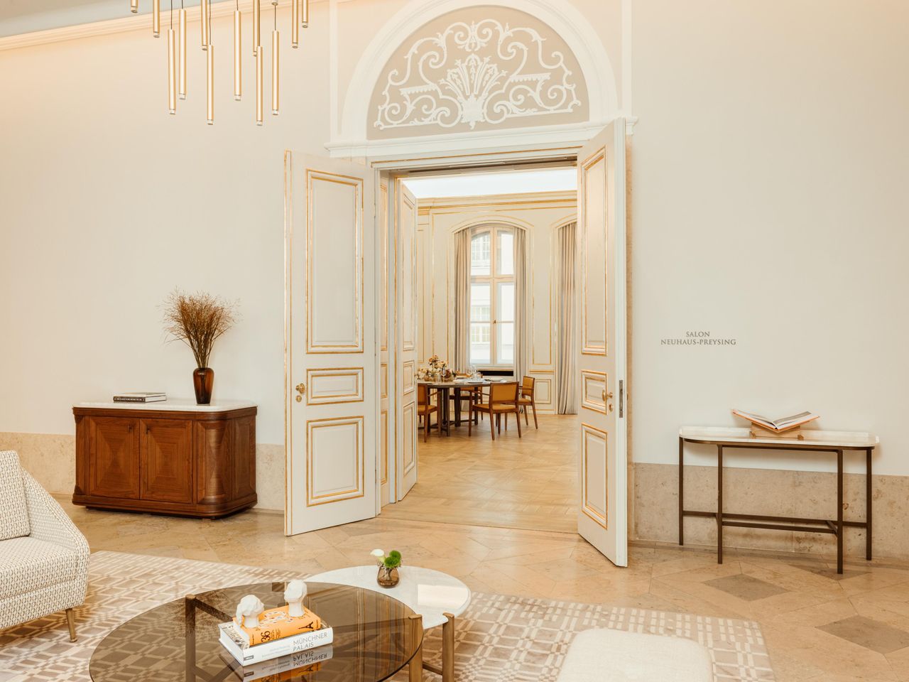 München  Tagungshotels Salon Neuhaus-Preysing image 1