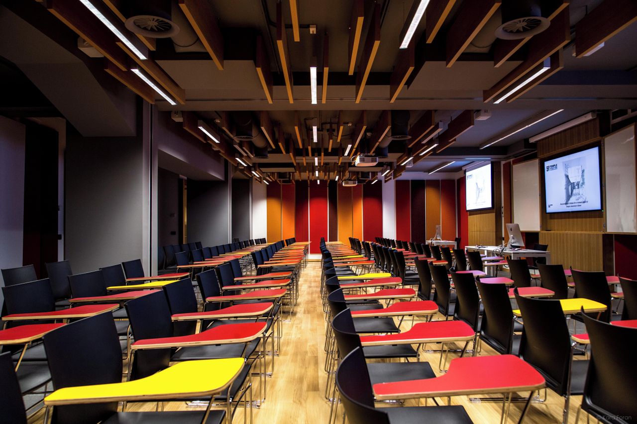 Rest der Welt corporate event spaces Hörsaal Conference Room image 5
