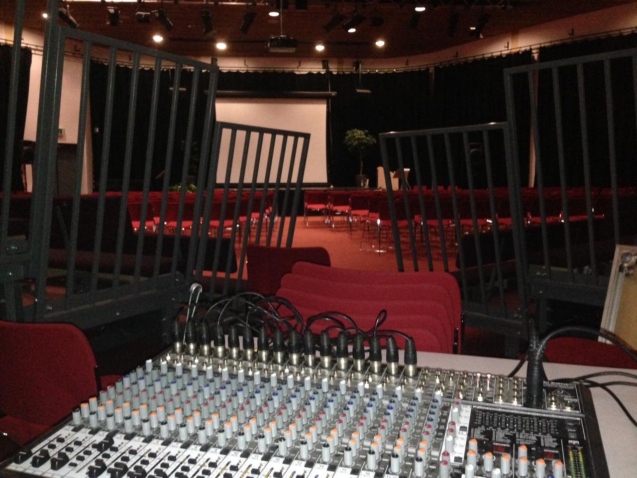 Rest of the World workshop spaces Auditorium Lecture Theatre image 2