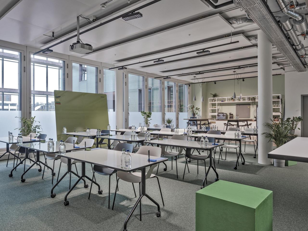 Rest of the World Client Meeting Meeting rooms Large Space II image 2