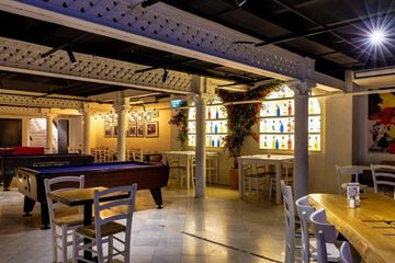 Barcelona  Restaurant ITALIAN TRATTORIA image 6