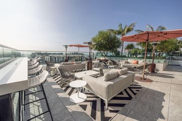 Los Angeles Restaurant O Rooftop Meeting Space And Bar image 1