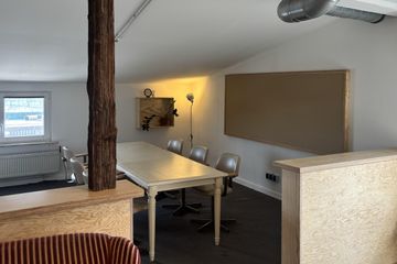 Hamburg Kreatives Meeting Coworking spaces Kleiner Teamraum in bester Atmosphäre image 1