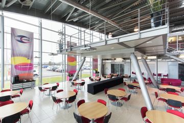 Londen workshop spaces Feestzaal POD Circulation Area image 1