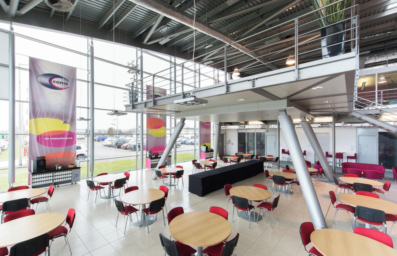 Londen workshop spaces Feestzaal POD Circulation Area image 1