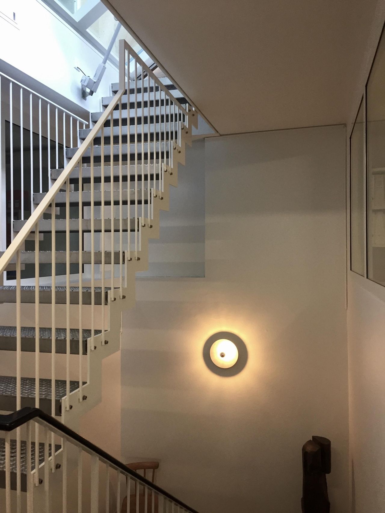 Zürich Kundengespräch  Workspace 1 image 4