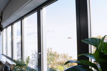 Berlijn  Fotostudio QuintLabs - Lichtdurchflutetes Studio dank großer Fensterfront image 9