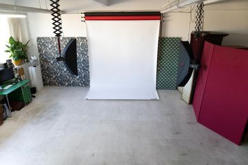 Berlijn  Fotostudio QuintLabs - Lichtdurchflutetes Studio dank großer Fensterfront image 4