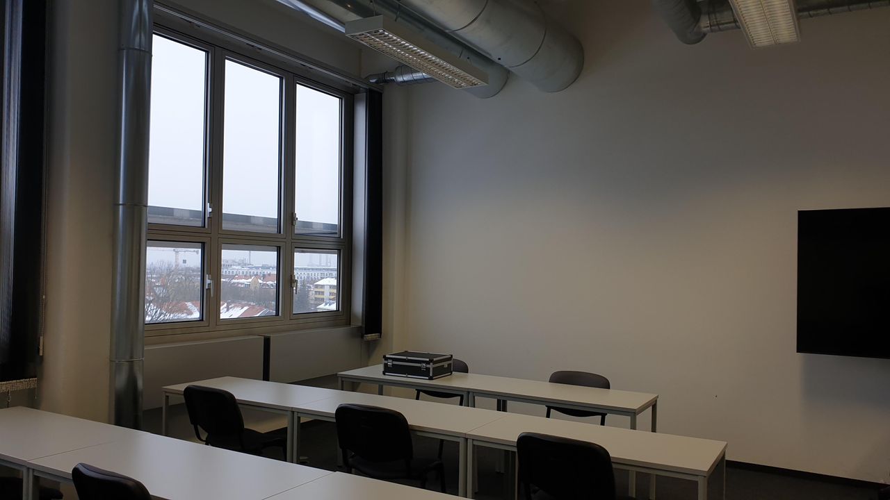 Munich  Meeting room Englischer Garten image 5