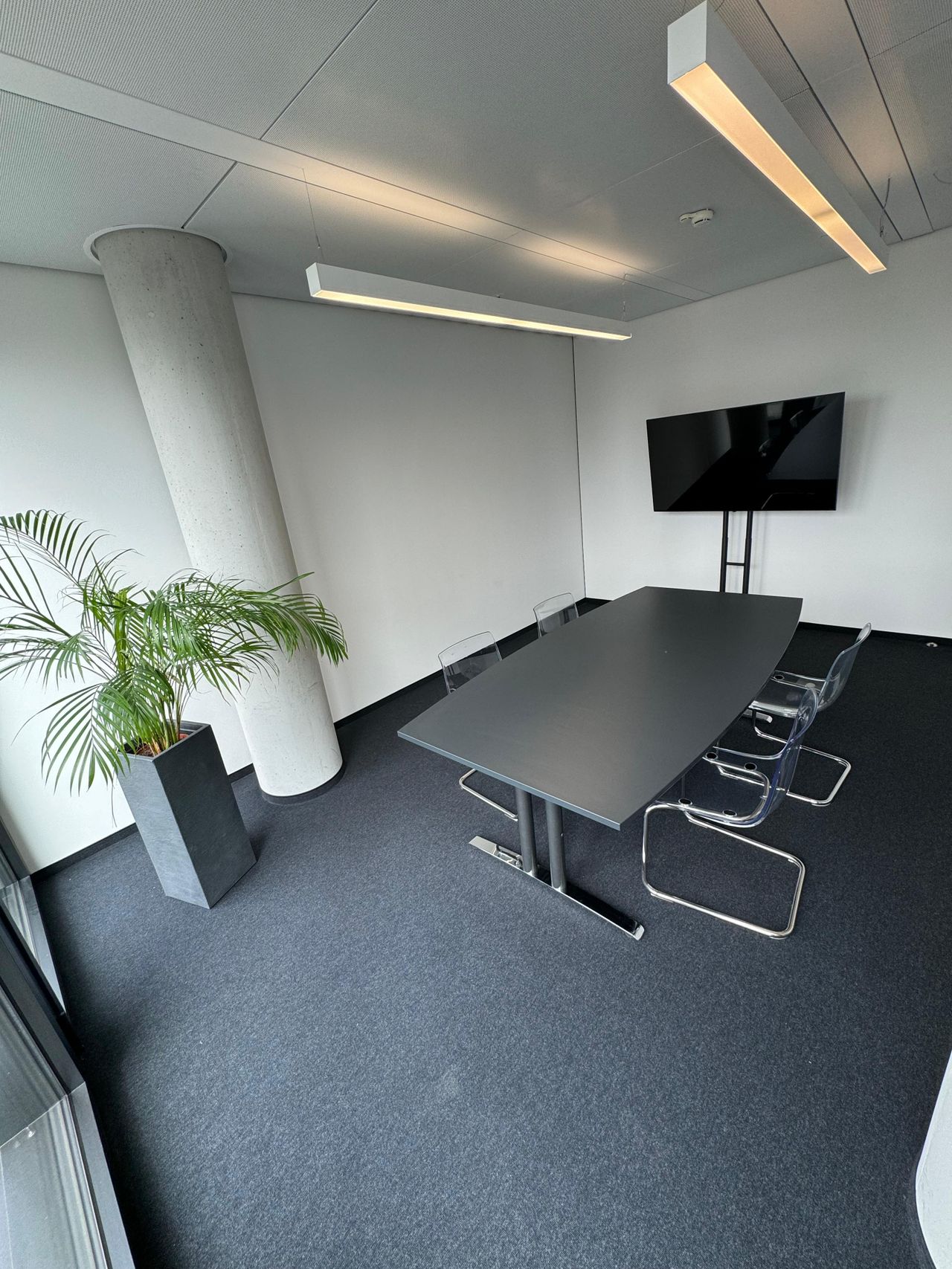 Düsseldorf  Konferenzräume Konferenzraum Skyline image 1