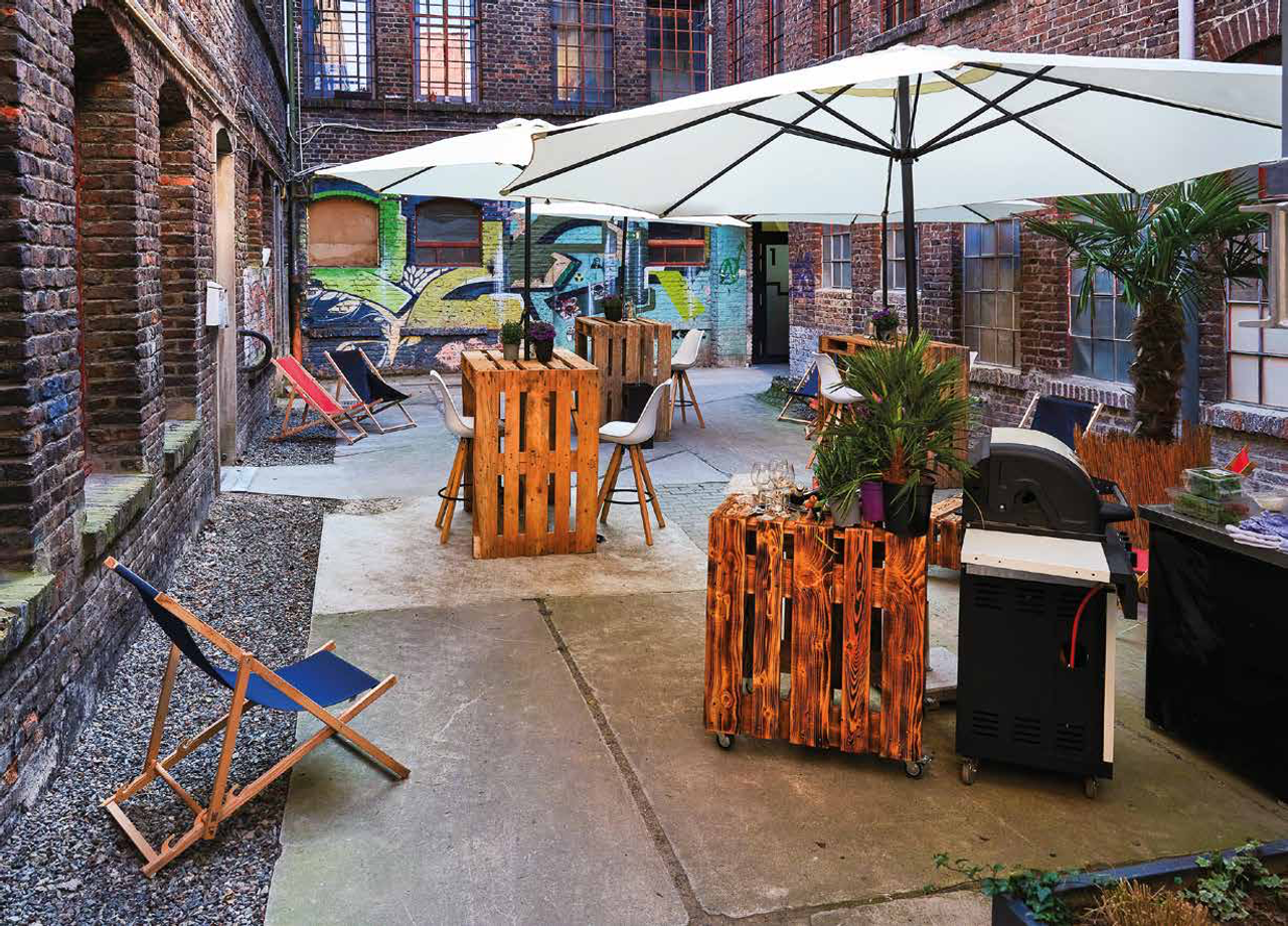 Rest der Welt  Tagungsraum Courtyard image 1