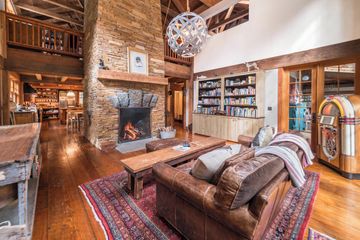 Rest der Welt seminar rooms Privatresidenz Farm House image 0