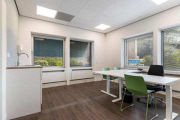 Den Haag Werkruimte Witte kamer 4 image 2