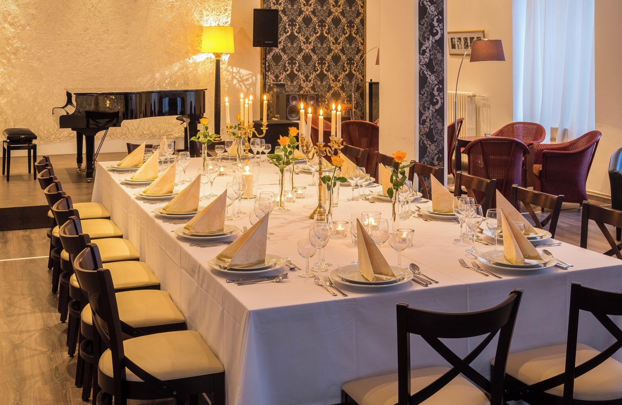 Berlin corporate event spaces Meeting room Large and musical space image 11