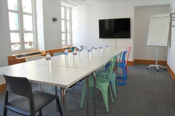 Paris workshop spaces Meeting room 302 CA image 3