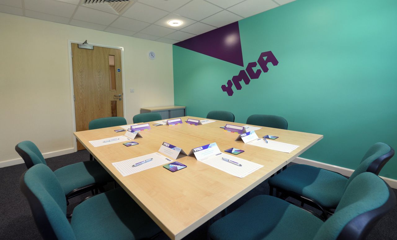 Birmingham conference rooms Meeting room Raine Room image 2