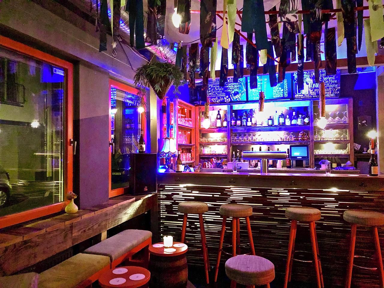 Köln PR & Marketing Event Bar/Nachtclub/Lounge Unser kuschelige Bar oben bis zu 70 image 5