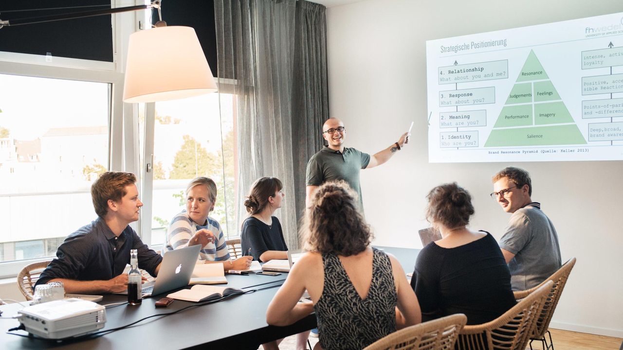 Hamburg training rooms Meeting room Conference Room image 1