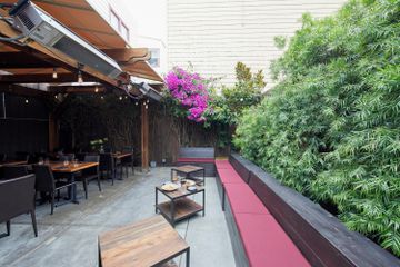 San Francisco corporate event spaces Restaurant Marina Restaurant image 9