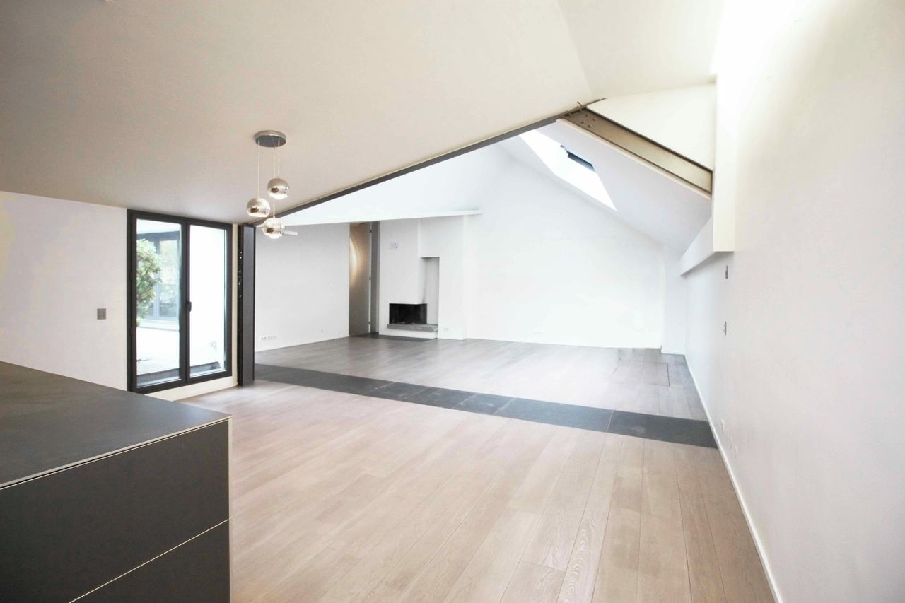 Paris corporate event spaces Private residence Loft Beaumarchais Vosges image 5