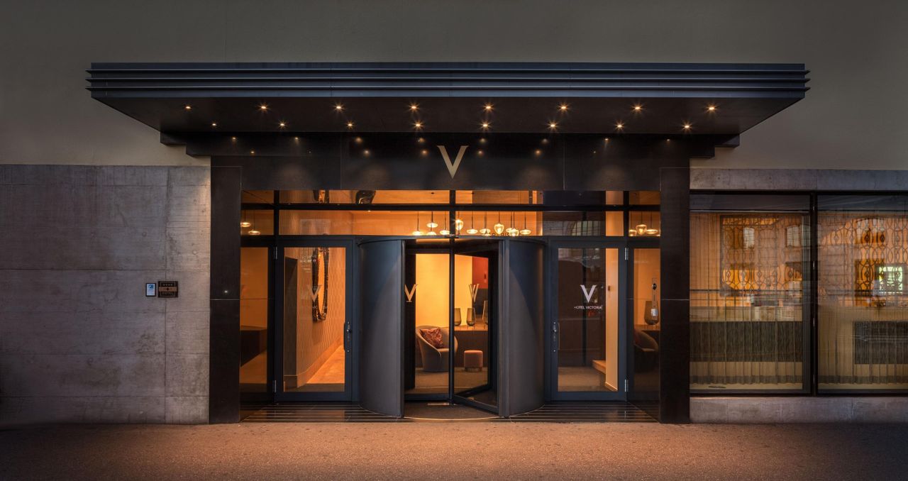 Weil Am Rhein Kundengespräch  Workspace 1 image 3