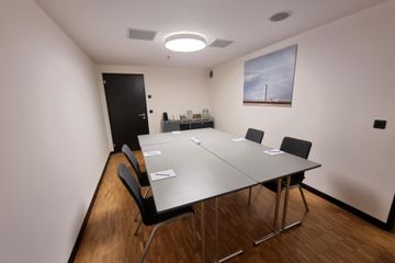 Weil Am Rhein Kundengespräch Workspace 1 image 0