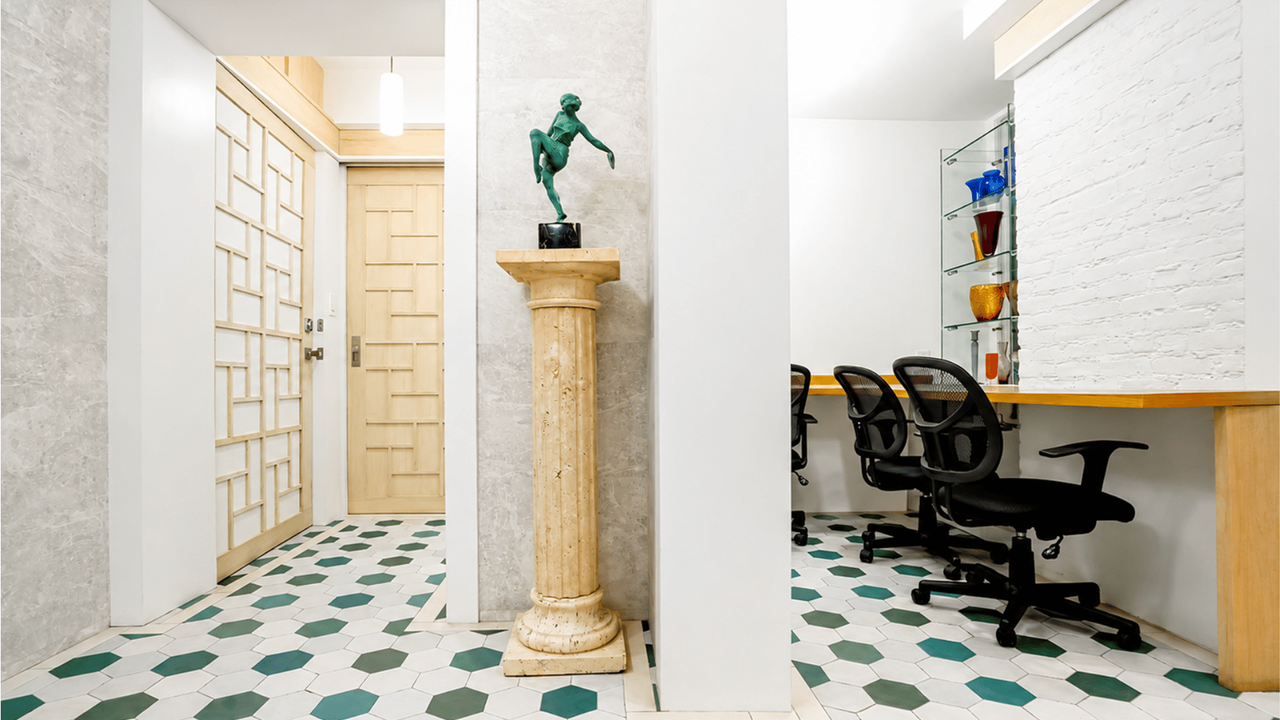 New York  Meeting room The Foyer Alcove image 0