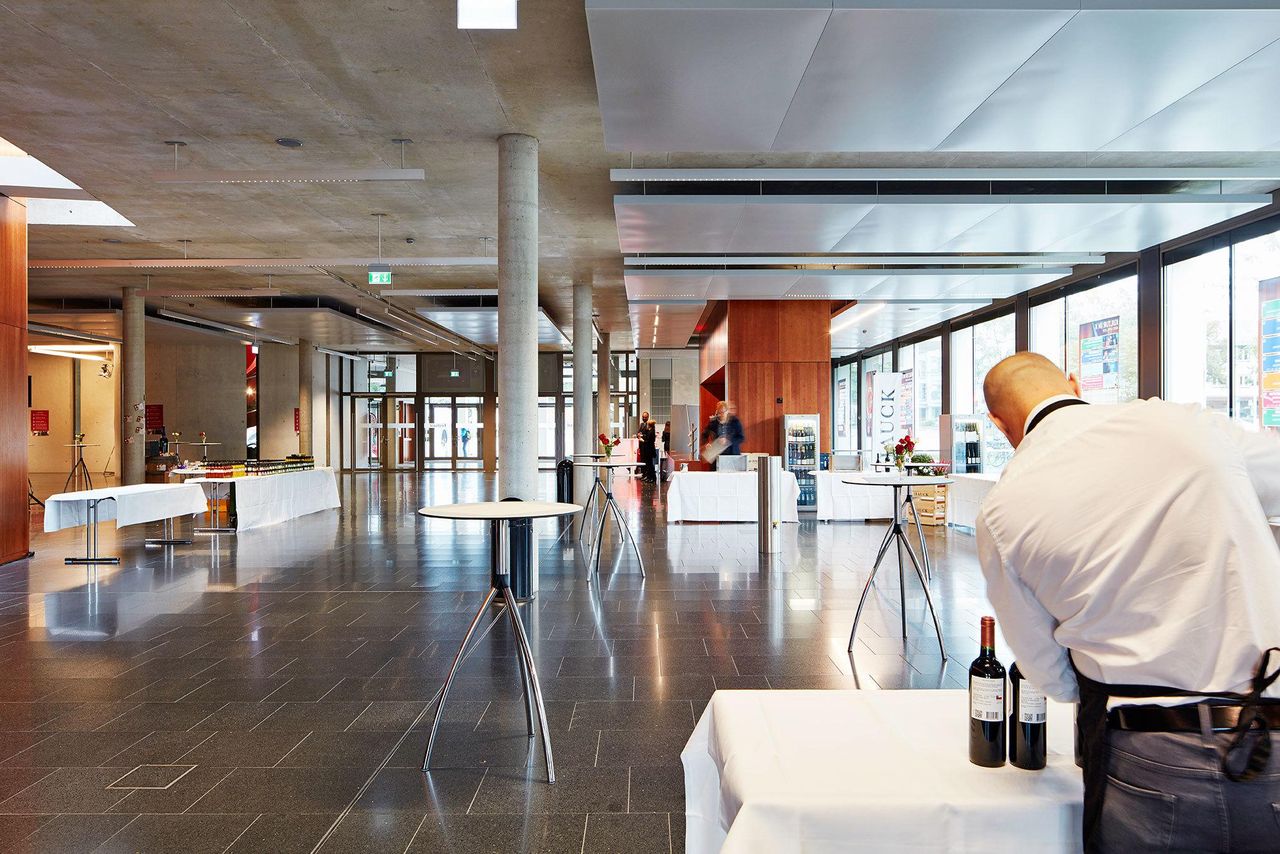 Stuttgart PR & Marketing Event  Theatersaalfoyer image 2