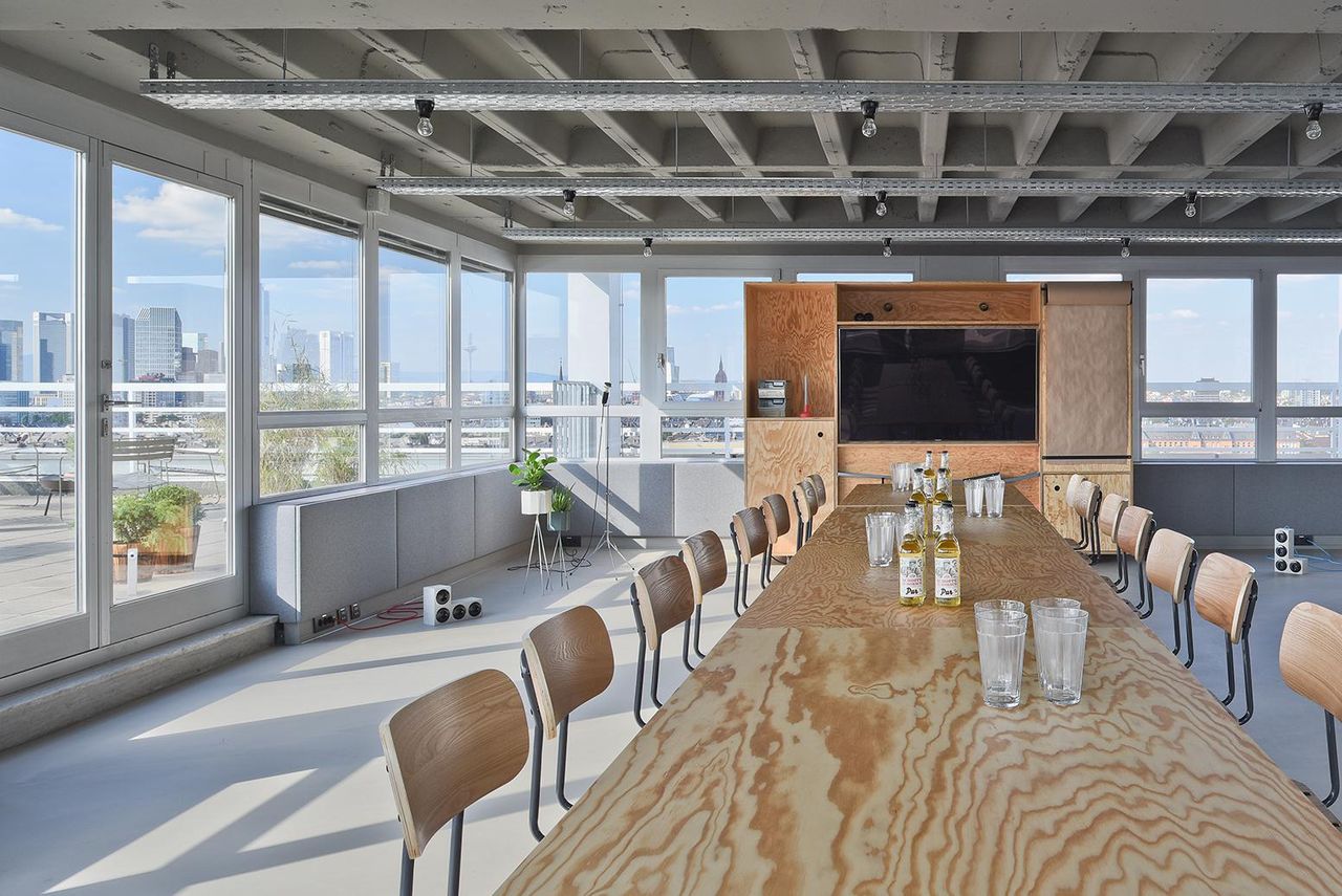 Frankfurt am Main PR & Marketing Event  Einzigartige Location mit Blick auf die Frankfurter Skyline image 10