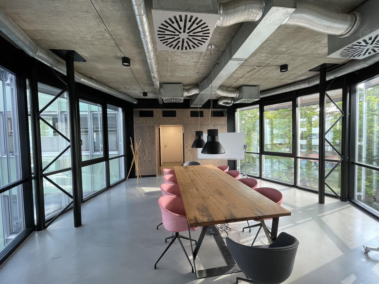 Munich  Office desk Meetingraum Tegernsee image 7