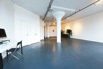 NYC training rooms Industrial space Desique Harrison image 6