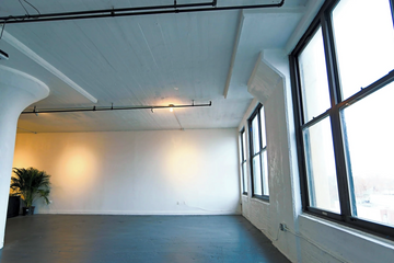 NYC training rooms Industrial space Desique Harrison image 2