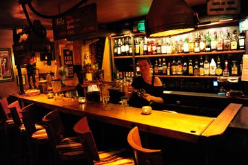 Leipzig Geburtstag Einzigartige Location direkt auf der Kneipenmeile KARLI image 10