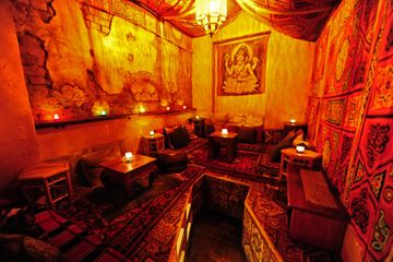 Leipzig Geburtstag Einzigartige Location direkt auf der Kneipenmeile KARLI image 10