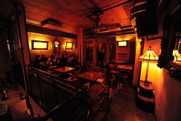 Leipzig Geburtstag Einzigartige Location direkt auf der Kneipenmeile KARLI image 10