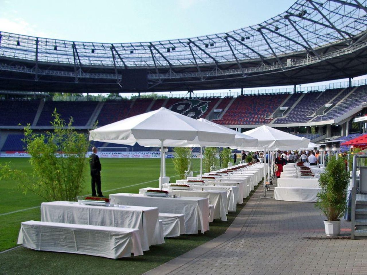 Hannover PR & Marketing Event  Spielfeldrand image 2