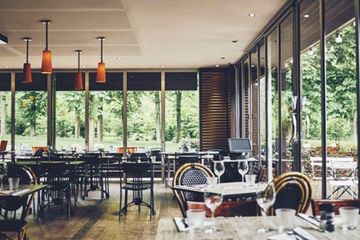 Paris corporate event spaces Green space Open meeting space image 0