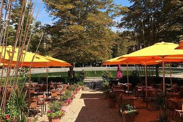 Paris corporate event spaces Green space Open meeting space image 7