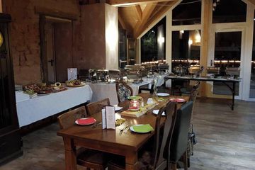 Rest der Welt seminar rooms Meetingraum Café Maria image 4