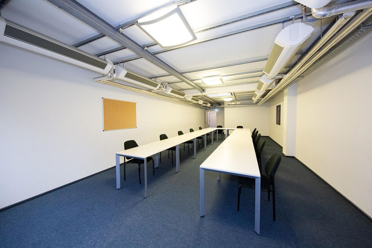 Cologne  Business center PARK.cologne | Raum Rathausplatz image 3