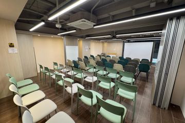 Hong Kong  Meeting room OONIQUE (YMT) Lobby With Window image 1