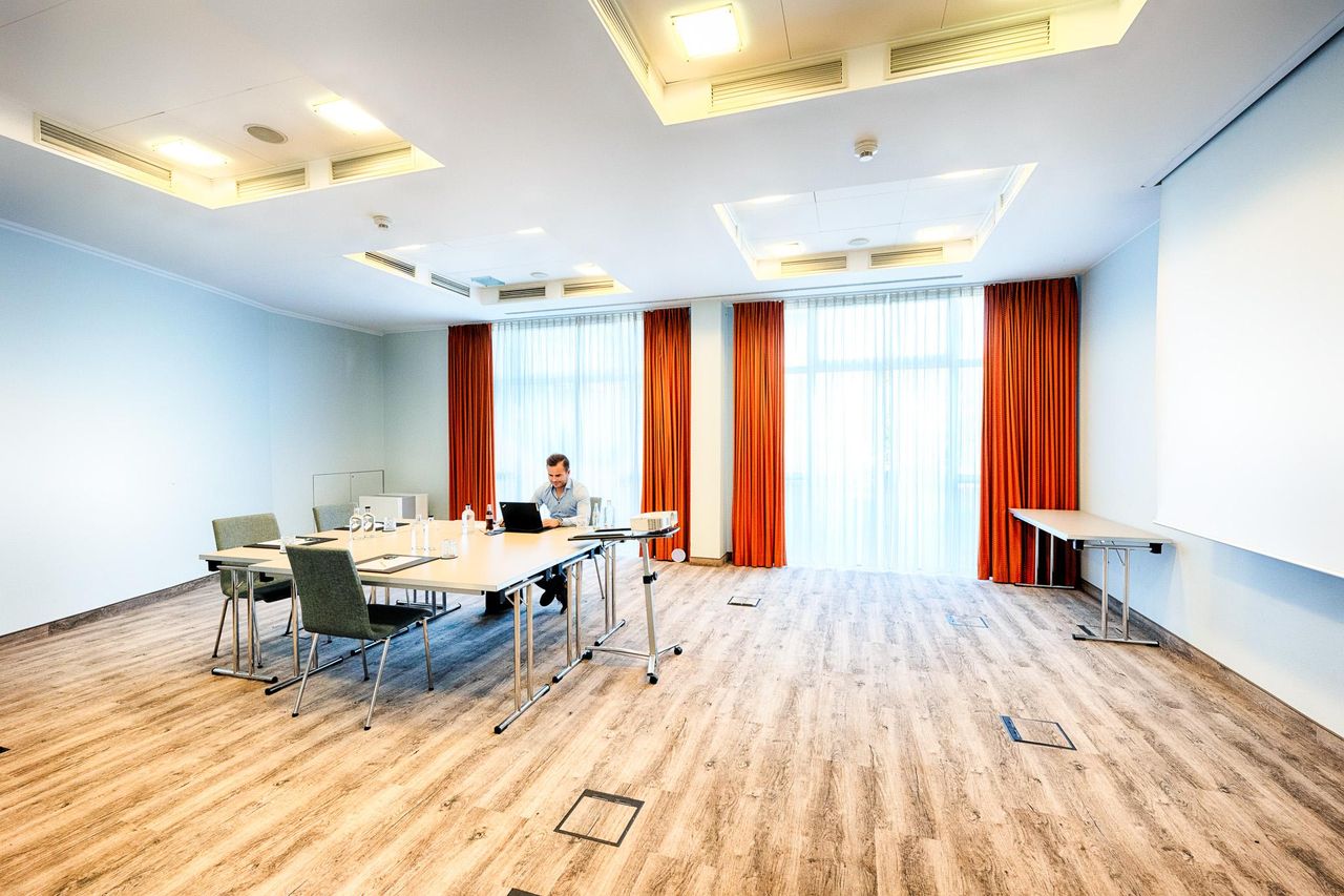 Wesel  Conference hotel James Cook image 0