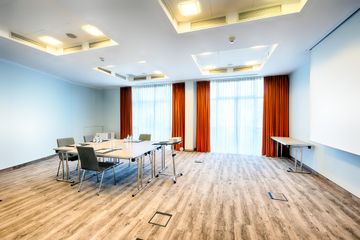 Wesel  Conference hotel James Cook image 1