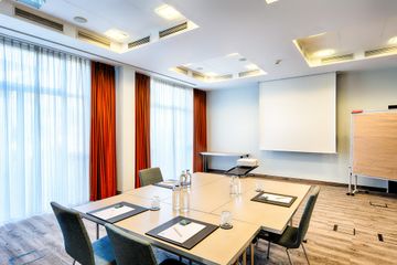 Wesel  Conference hotel James Cook image 2