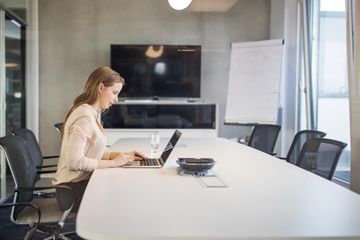 Berlin Schulungsräume Meetingraum CoworkingSpace Berlin - Meetings & workshops image 5